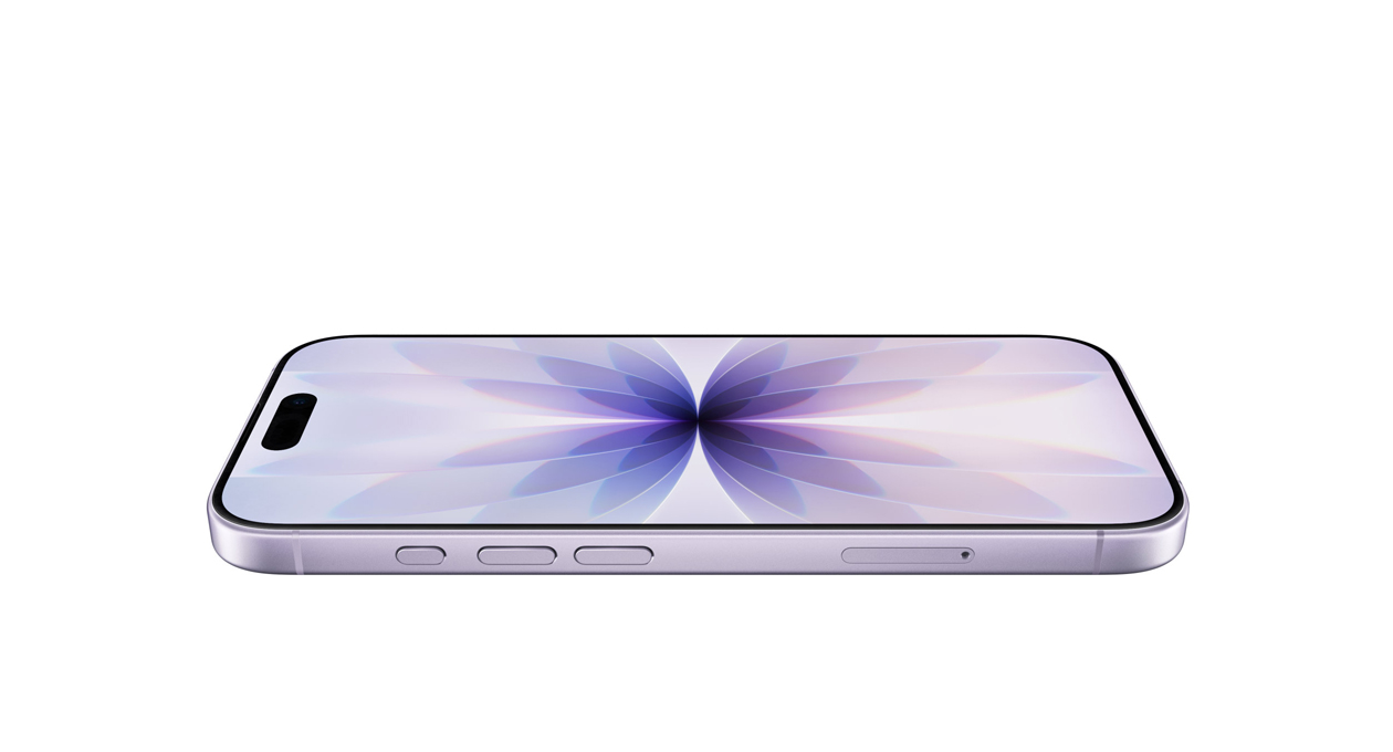 iPhone 17, parte frontal con Ceramic Shield, parte lateral, color lavanda, botones: Acción, volumen, Dynamic Island en el centro cerca de la parte superior