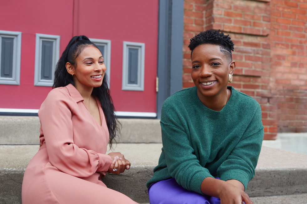 Dr. Tytianna Ringstaff and student Kristen Gray at Simmons College of Kentucky.