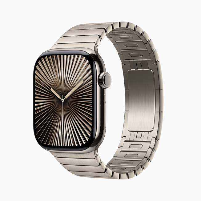 原色鈦金屬 Apple Watch Series 10。
