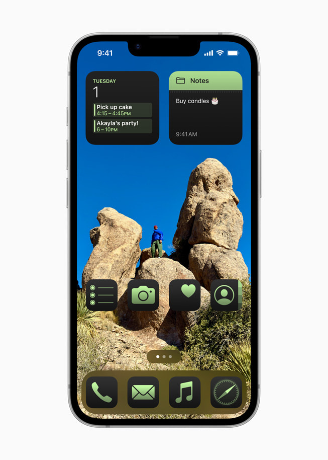 A customized Home Screen displayed on iPhone 16e.