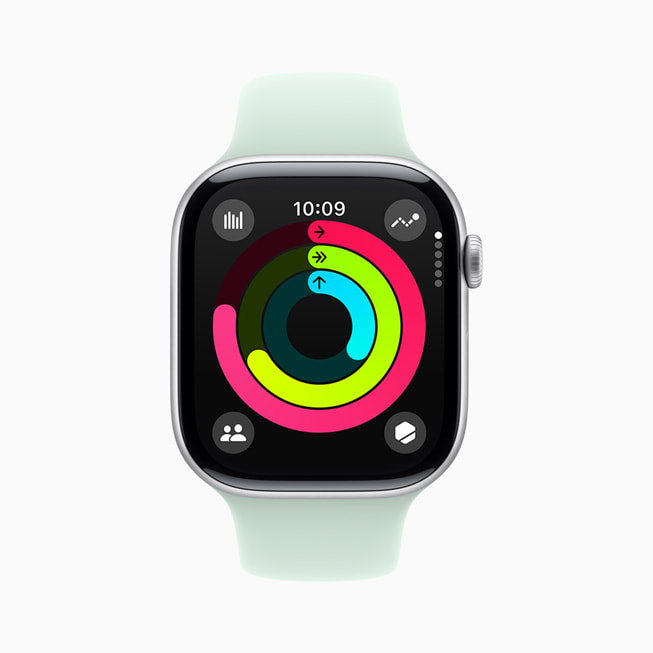 Apple Watch displays the Activity app.