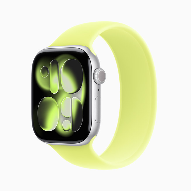 Apple Watch Series 11 vist i aluminium i farven sølv.