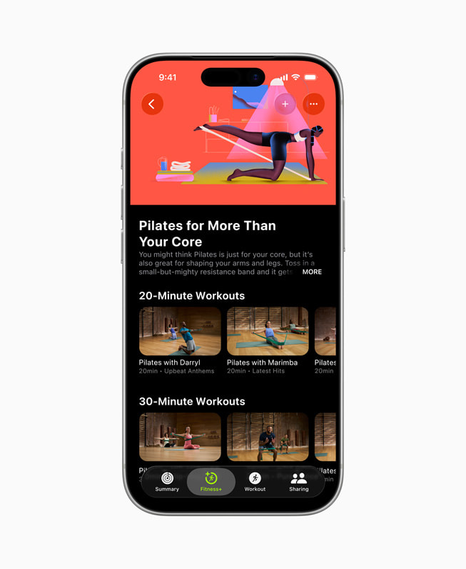 Pilateswork-out voor meer dan alleen je core in Apple Fitness+ op iPhone 17 Pro.