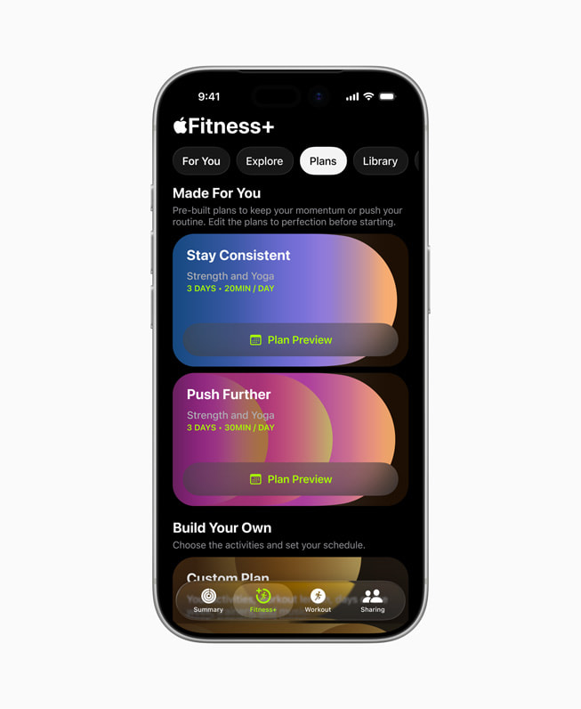 Eigen programma van een gebruiker in Apple Fitness+ op iPhone 17 Pro.