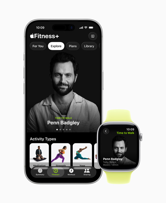 Hora de Caminar con Penn Badgley en Apple Fitness+ en un iPhone y un Apple Watch. 