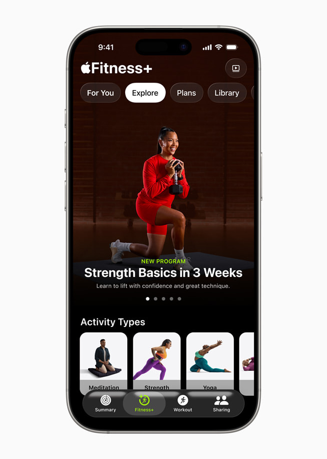 El programa Strength Basics in 3 Weeks en Apple Fitness+ en un iPhone.