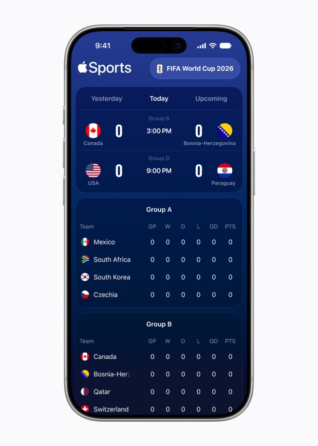 iPhone 17 Pro يعرض تطبيق Apple Sports الذي يضم مباريات كأس العالم لكرة القدم 2026.