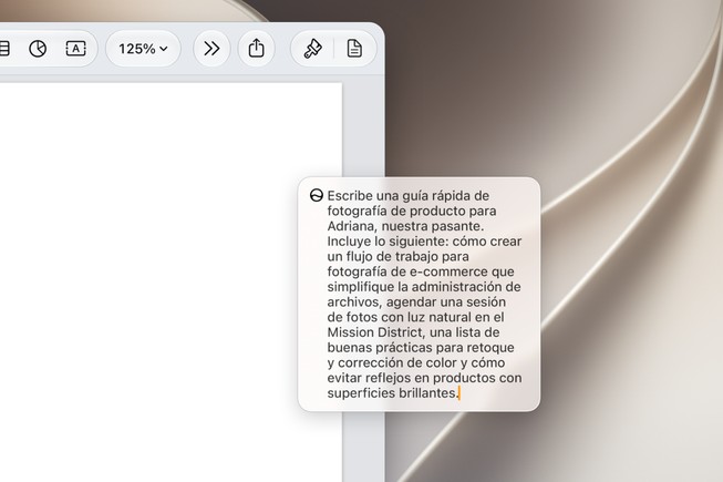 Un usuario usa Siri AI para generar el borrador de un texto desde cero.