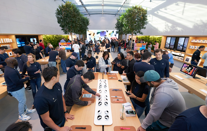 Crowds inside Apple Palo Alto.