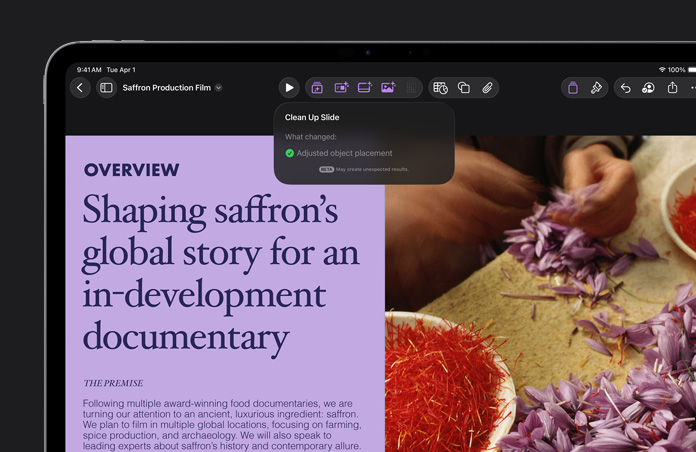 Schermo di un iPad Pro 13, interfaccia di Keynote, una diapositiva panoramica viola, funzione Ripulisci diapositiva