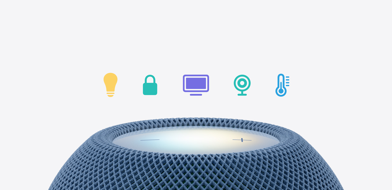 Un HomePod mini 2, face supérieure, bleu, surface tactile illuminée, cinq icônes de maison connectée au-dessus : ampoule, cadenas, téléviseur, caméra de sécurité, thermomètre