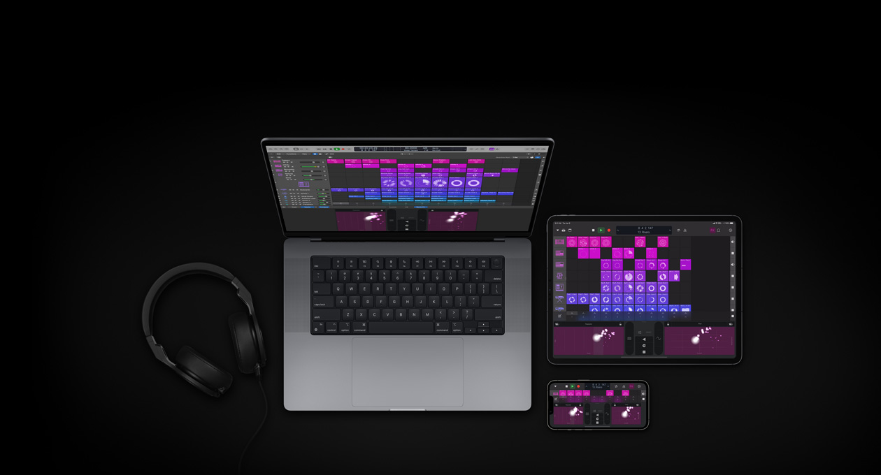 MacBook Pro 16, iPad Pro 13, iPhone 16, layar menampilkan mixing board Logic Pro dengan kotak ungu dan merah muda yang merepresentasikan suara dan lapisan audio yang berbeda, headphone berada di sebelah kiri perangkat
