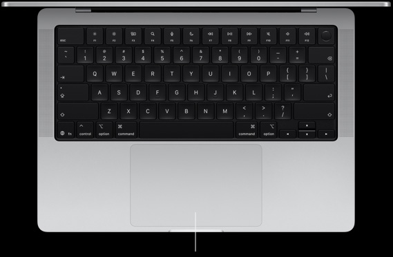 MacBook Pro prateado aberto mostrando o teclado e o trackpad Force Touch