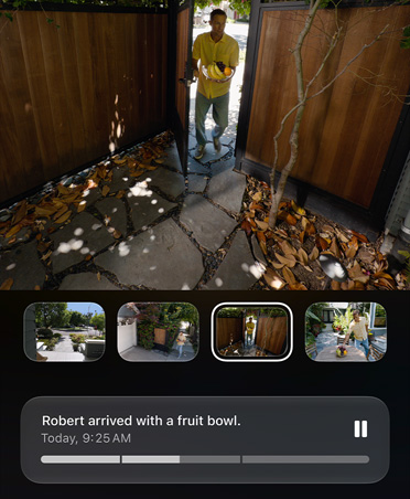 Capturas de una grabación de HomeKit que muestran a una persona entrando a un patio cerrado, descripción generada por IA que dice: Robert llegó con un tazón de frutas, Hoy, 9:25 AM